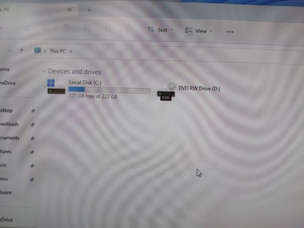 File Explorer showing Local Disk C with 177 GB free of 222 GB, and a DVD RW Drive.